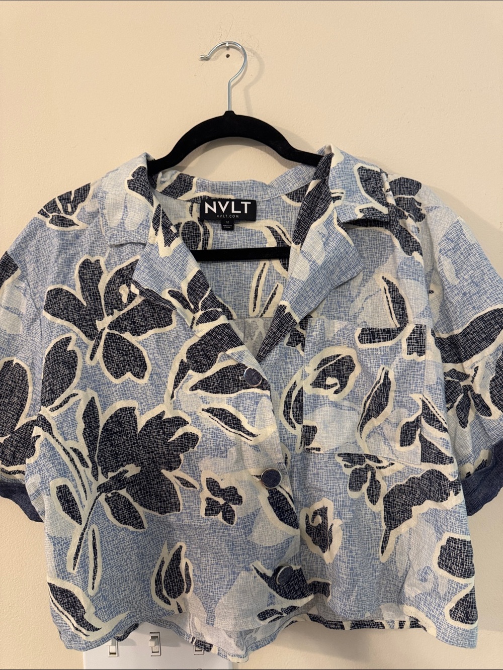 NVLT Light Blue and Navy Floral Short-Sleeve Button Down Shirt